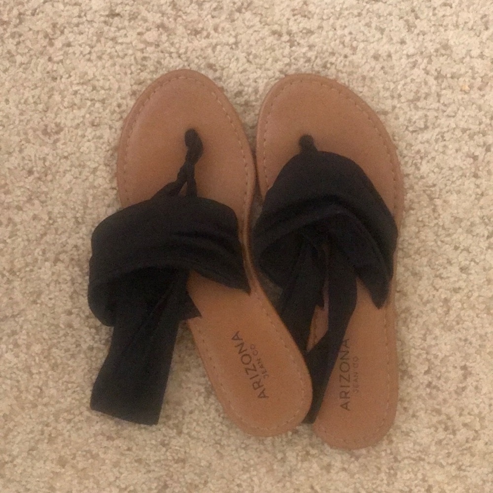Strappy black sandles